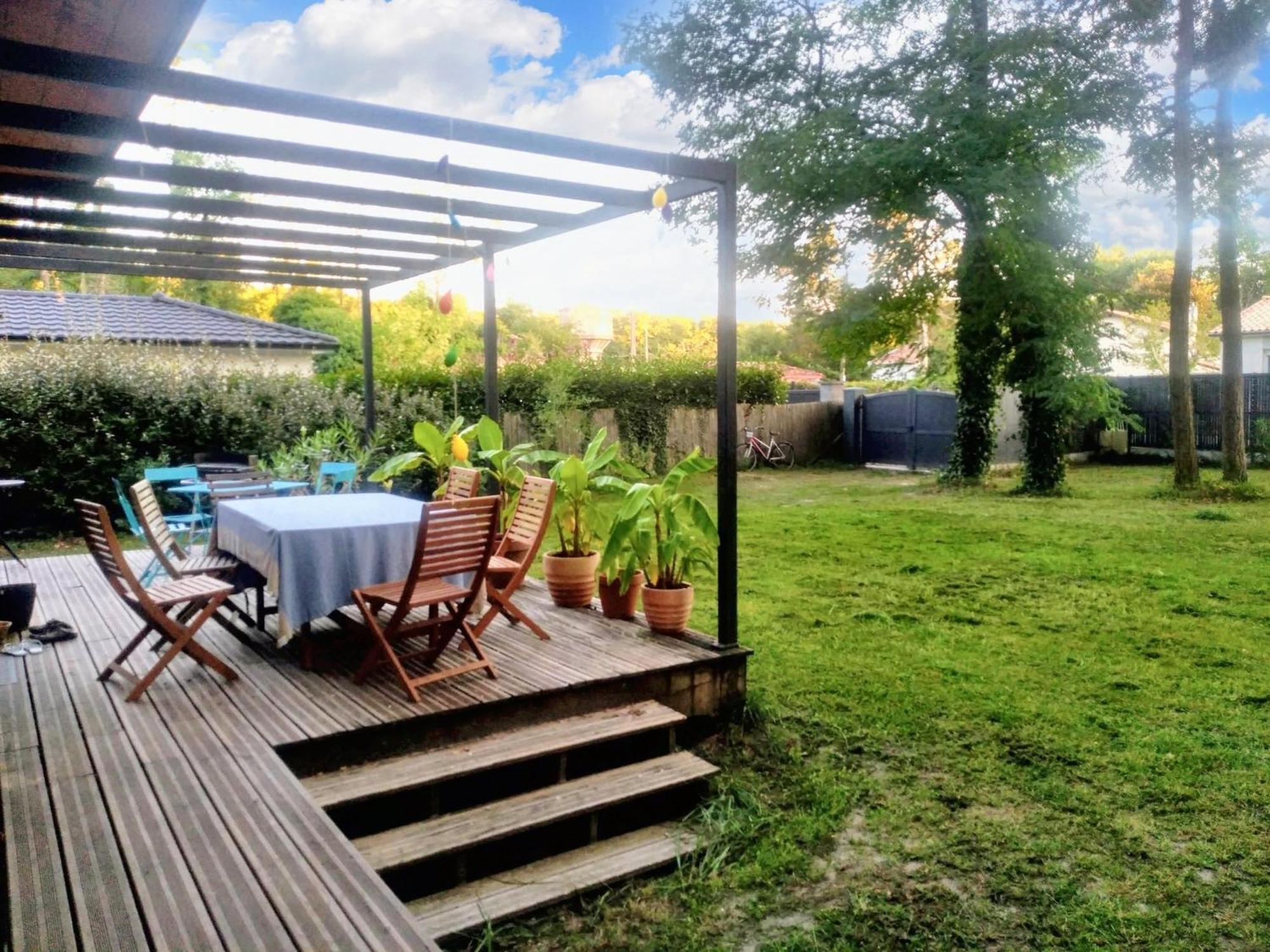 Maison Spacieuse A Saint Selve Avec Jardin Et Barbecue 125 M² Екстериор снимка